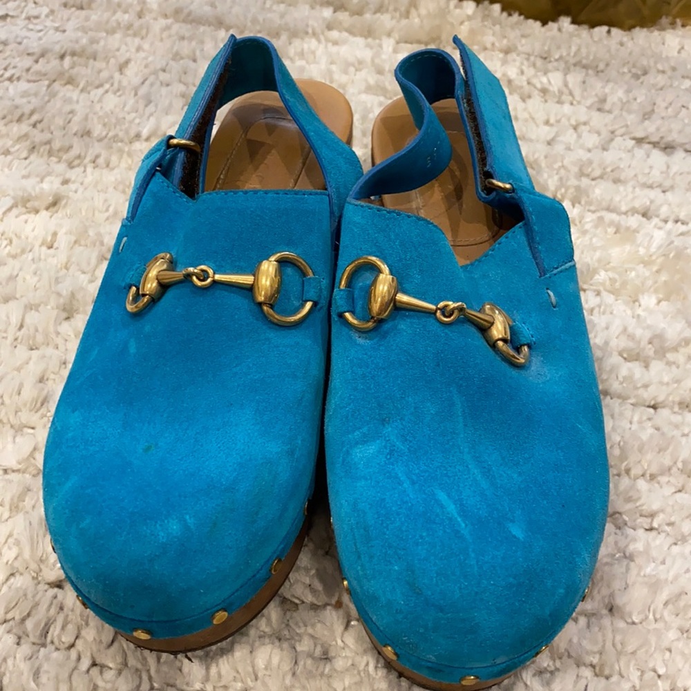 Suede turquoise Gucci clogs